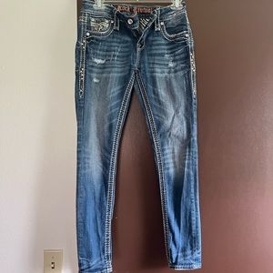 Rock revival skinny jeans